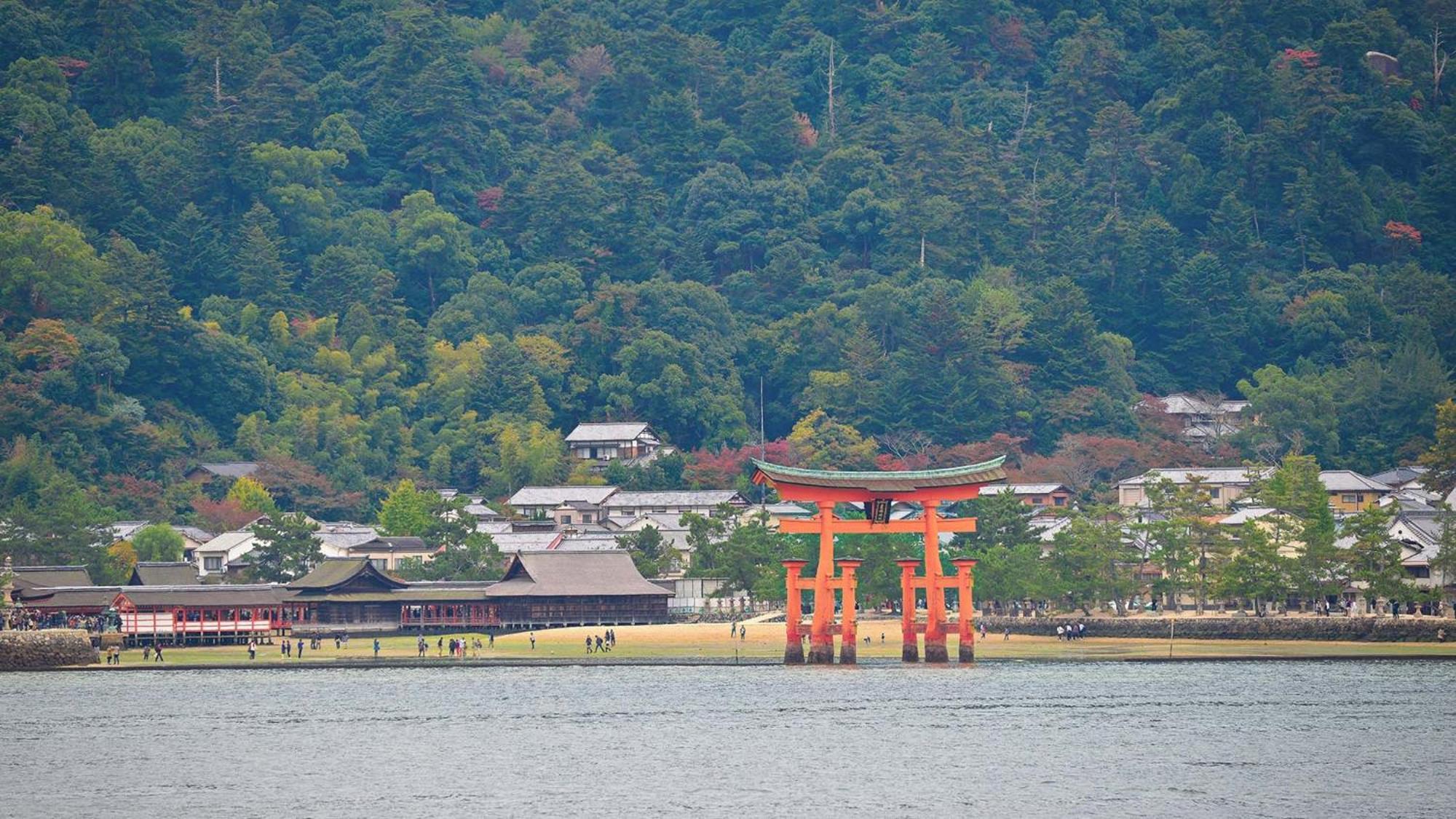 Toyoko Inn Iwakuni Eki Nishi Guchi Dış mekan fotoğraf